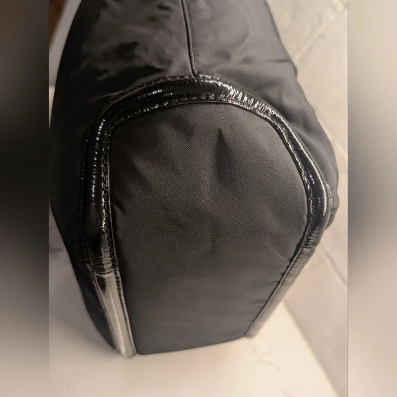 Kate Spade Shoulder Bag - EUC Black 11x10x5 Inches - Picture 8 of 15